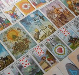 Abaficezar.hu | Jóslások - Kártyajóslások